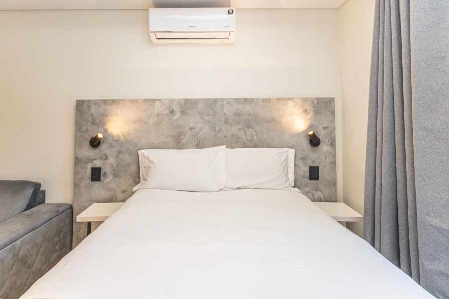 0 Bedroom Property for Sale in Sea Point Western Cape